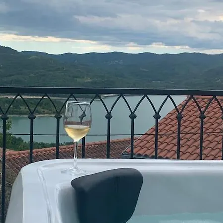 Villa Vista Lago, Perfect Hideaway